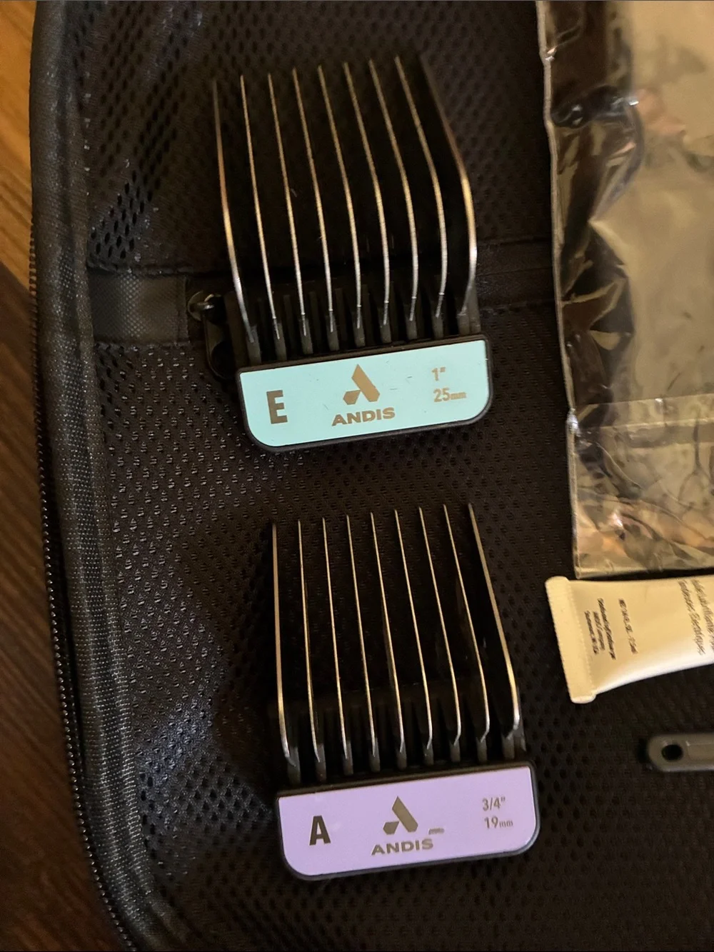 Andis Bespoke Clipper Kit - Black and Gold Accents